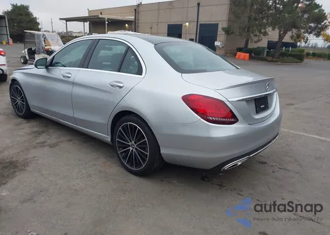 2020 Mercedes-Benz C 300 z USA, uszkodzony, nr VIN W1KWF8DB7LR595891